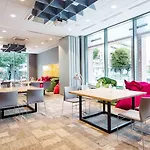 イビス スタレ ミャスト