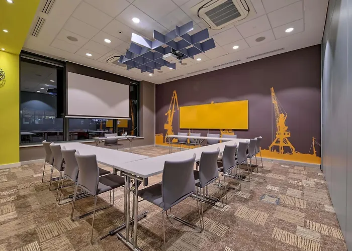 酒店 格但斯克老城宜必思酒店