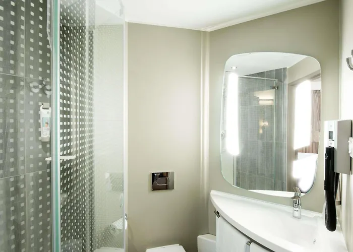 格但斯克老城宜必思酒店 2*