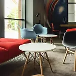 Ibis Stare Hotell 2*
