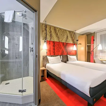 Ibis Stare Hotel 2*