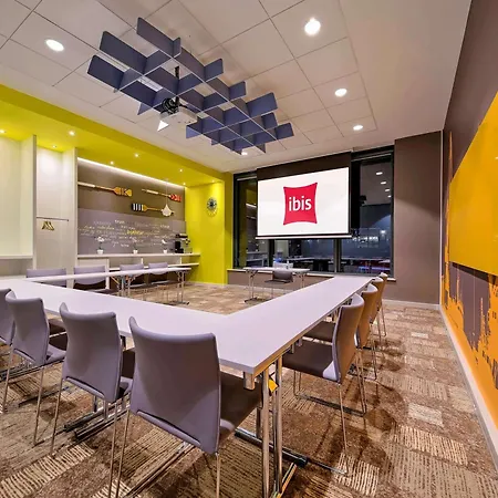 Ibis Stare Hotel 2*