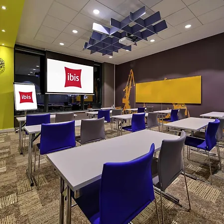 Ibis Stare Hotel 2*