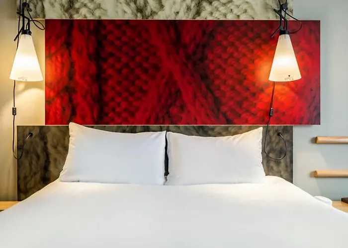 Hotel Ibis Stare 2*