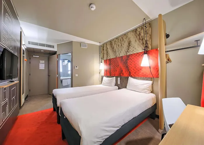 Ibis Stare Hotel 2*